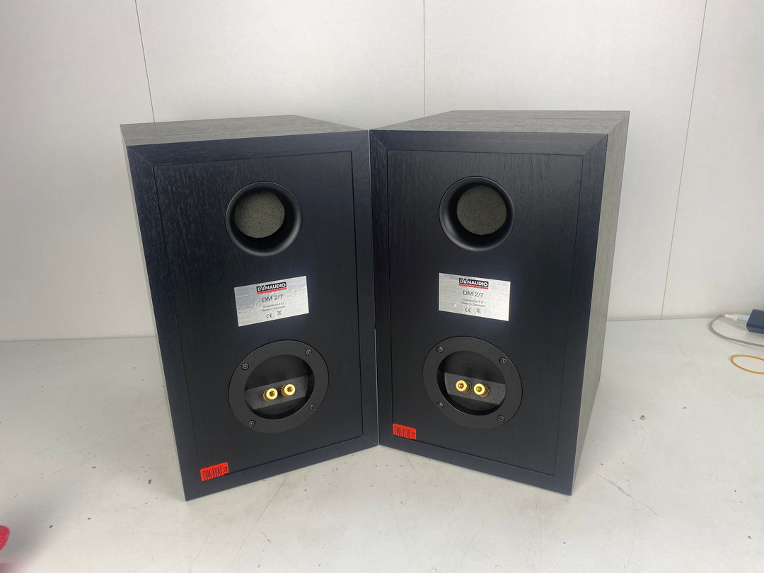 Dynaudio DM 2/7 Bookshelf Speakers | Matching Pair – Audio Star B.V. Dynaudio DM 2/7 Bookshelf Speakers | Matching Pair – Audio Star B.V.