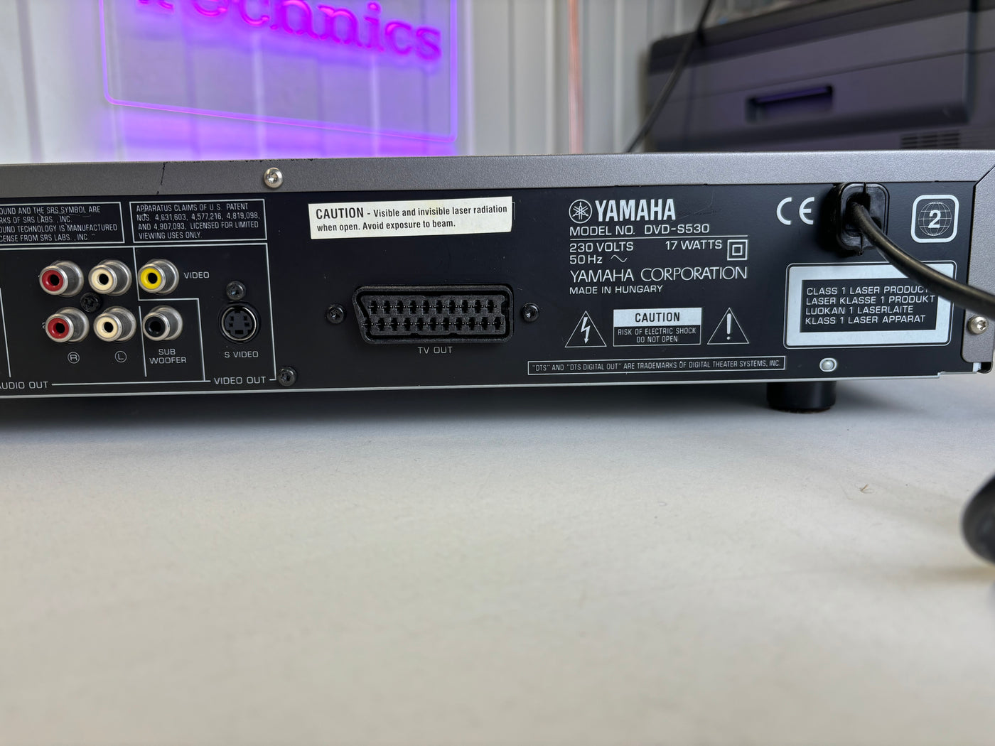Yamaha DVD-S530 Natural Sound DVD Player