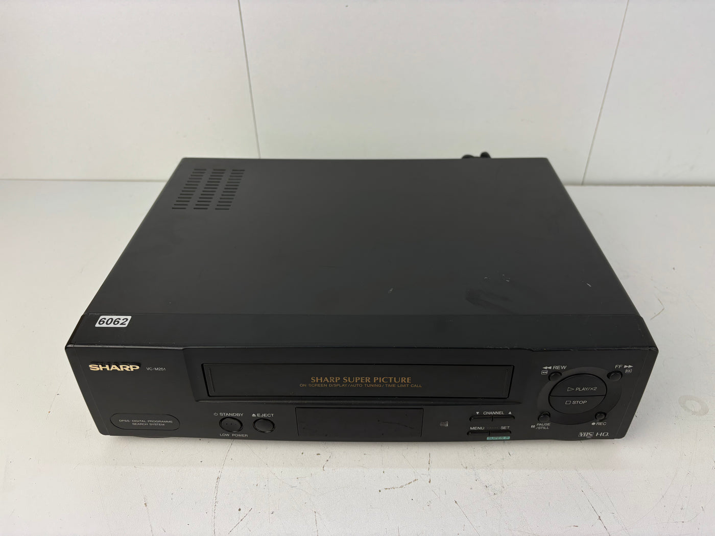 Sharp VC-M251 Video Cassette Recorder VHS