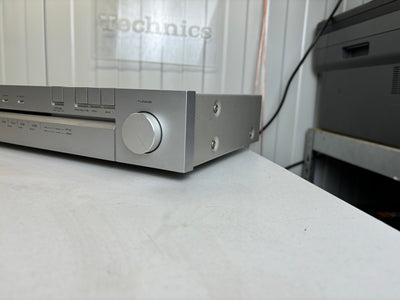 Akai AT-K110 AM/FM Stereo Tuner