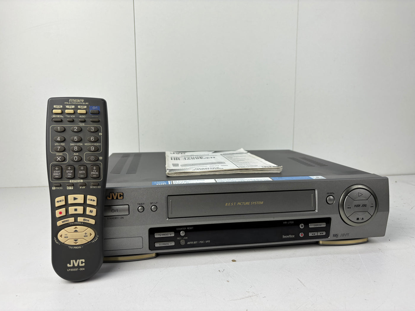 JVC HR-J700 Video Cassette Recorder - With Remote & User Manual