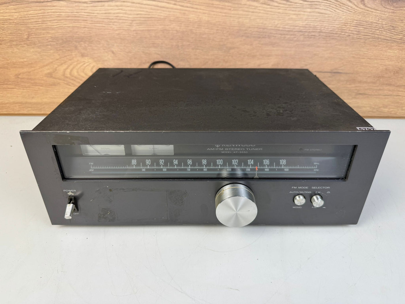 Kenwood KT-5550 FM/AM Stereo Tuner