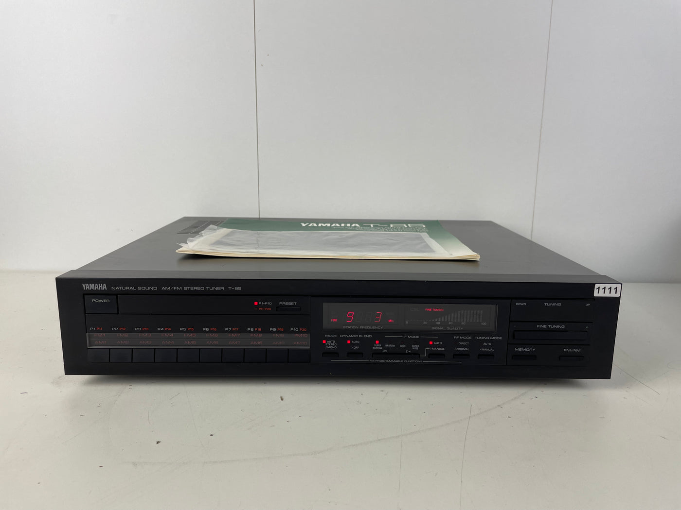Yamaha T-85 Natural Sound AM/FM Stereo Tuner (1986-88)